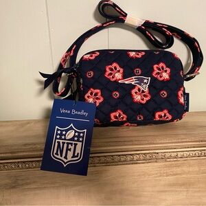 NWT Vera Bradley New England Patriots Navy Red Crossbody Bag